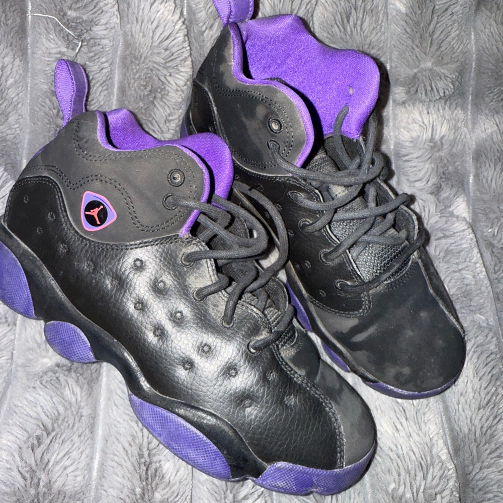 Jordan Kids Black and Purple Sneakers